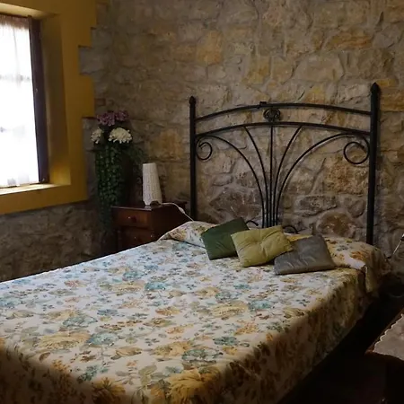 Viviendas Rurales Calderas Apartment *
