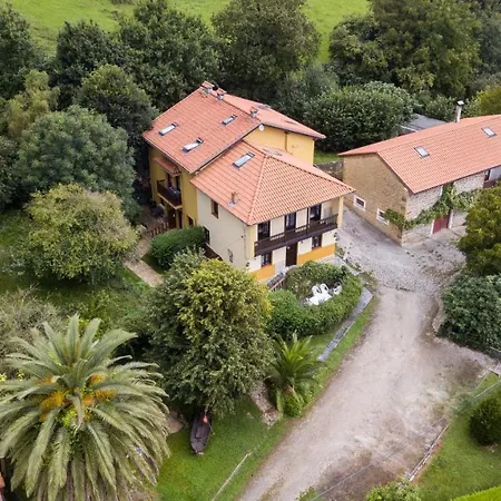 Viviendas Rurales Calderas Santillana del Mar
