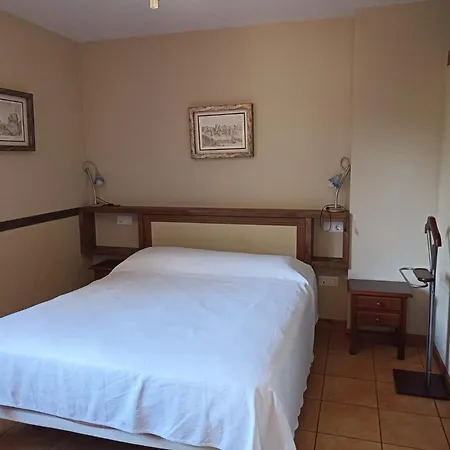 Viviendas Rurales Calderas Apartment