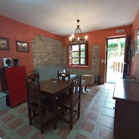 Viviendas Rurales Calderas Apartment Santillana del Mar