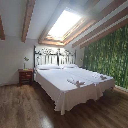 Apartment Viviendas Rurales Calderas *