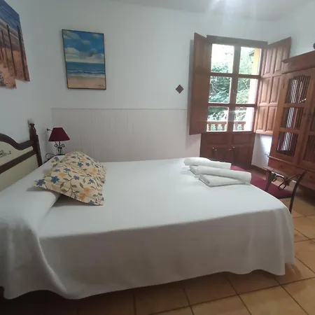 Viviendas Rurales Calderas Apartment Santillana del Mar
