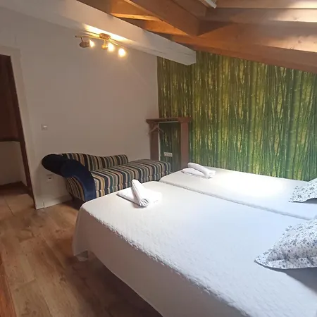 Viviendas Rurales Calderas Apartment