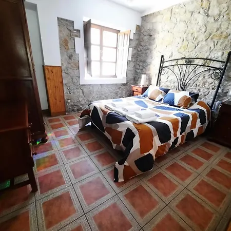 Viviendas Rurales Calderas Apartment Santillana del Mar