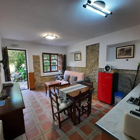 Apartment Viviendas Rurales Calderas *