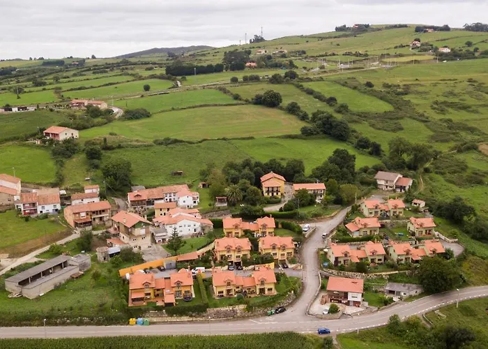 Viviendas Rurales Calderas Apartment