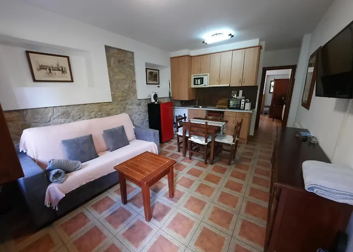 Viviendas Rurales Calderas Apartment