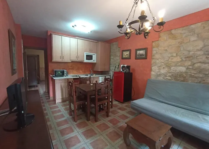 Viviendas Rurales Calderas * Santillana del Mar